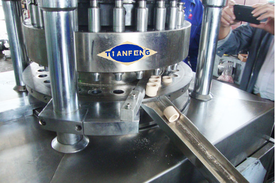 Nuovo studio Ceramica Crogiolo Making Machine ZPW25 tipo rotativo Ceramica Crogiolo Cubo Maker