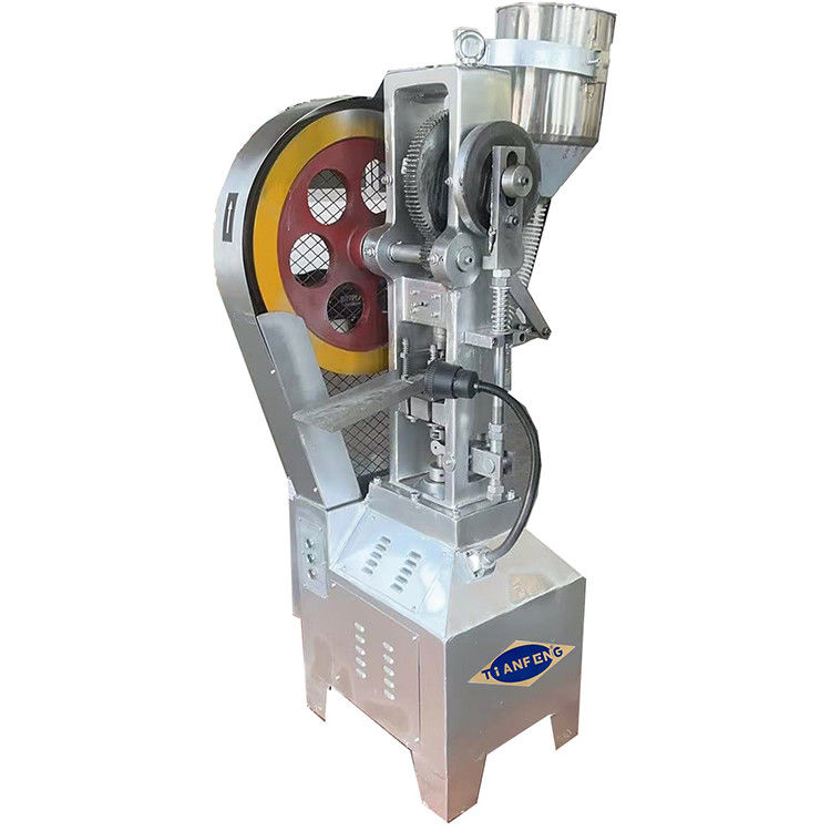 1.5KW Potenza del motore Big Cube Tablet Press per 2800 Pcs/ora Capacità e produzione