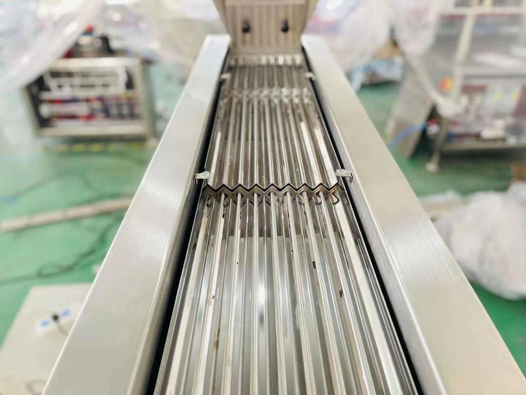 Macchina automatica di riempimento e conteggio a comando elettrico per tensione 50HZ/60HZ e riempimento preciso