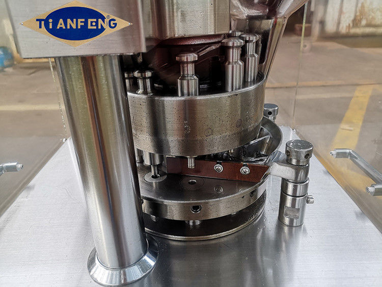ZP7 Multi-Station Rotary Tablet Press Machine per 12600 compresse/ora con profondità di riempimento di 15 mm