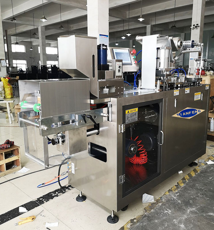 Le compresse producono delle bolle sulla macchina imballatrice della striscia del colpo dell'impacchettatrice 120mm